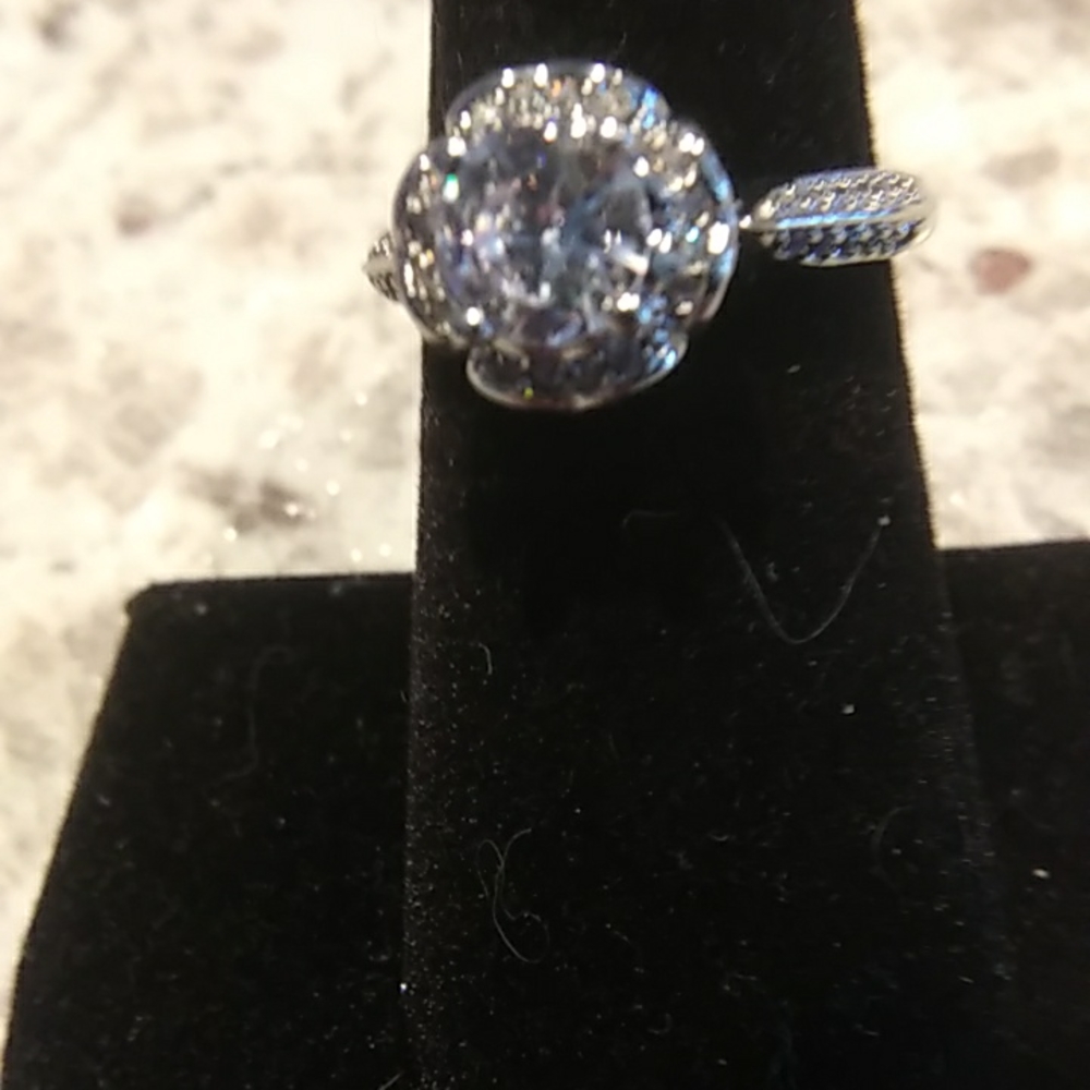 1.30 CT Moissanite Ring. 925 silver..adjustable
